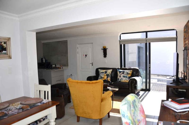 2 Bedroom Property for Sale in Island View Western Cape